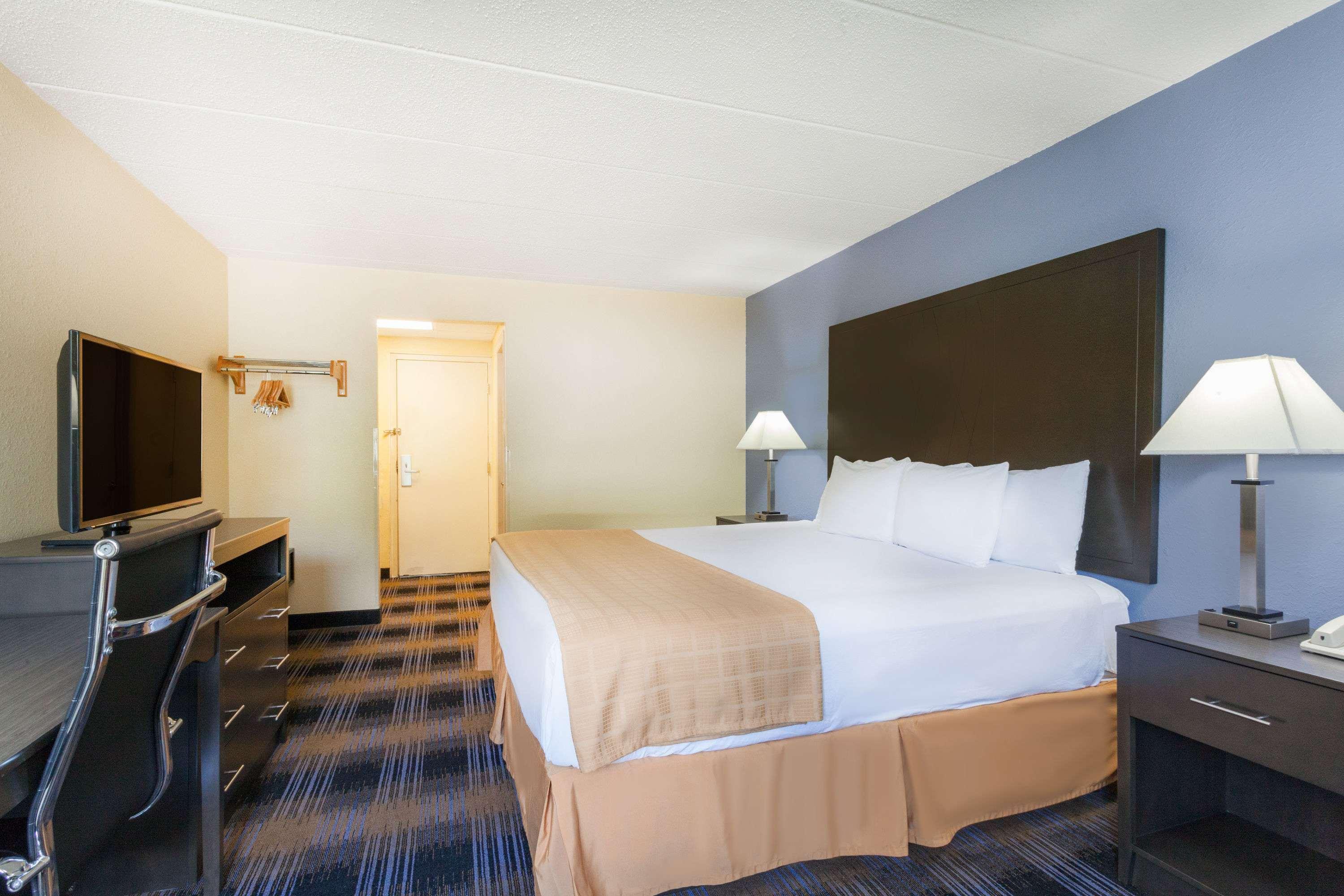Days Inn By Wyndham Wilkes Barre Extérieur photo