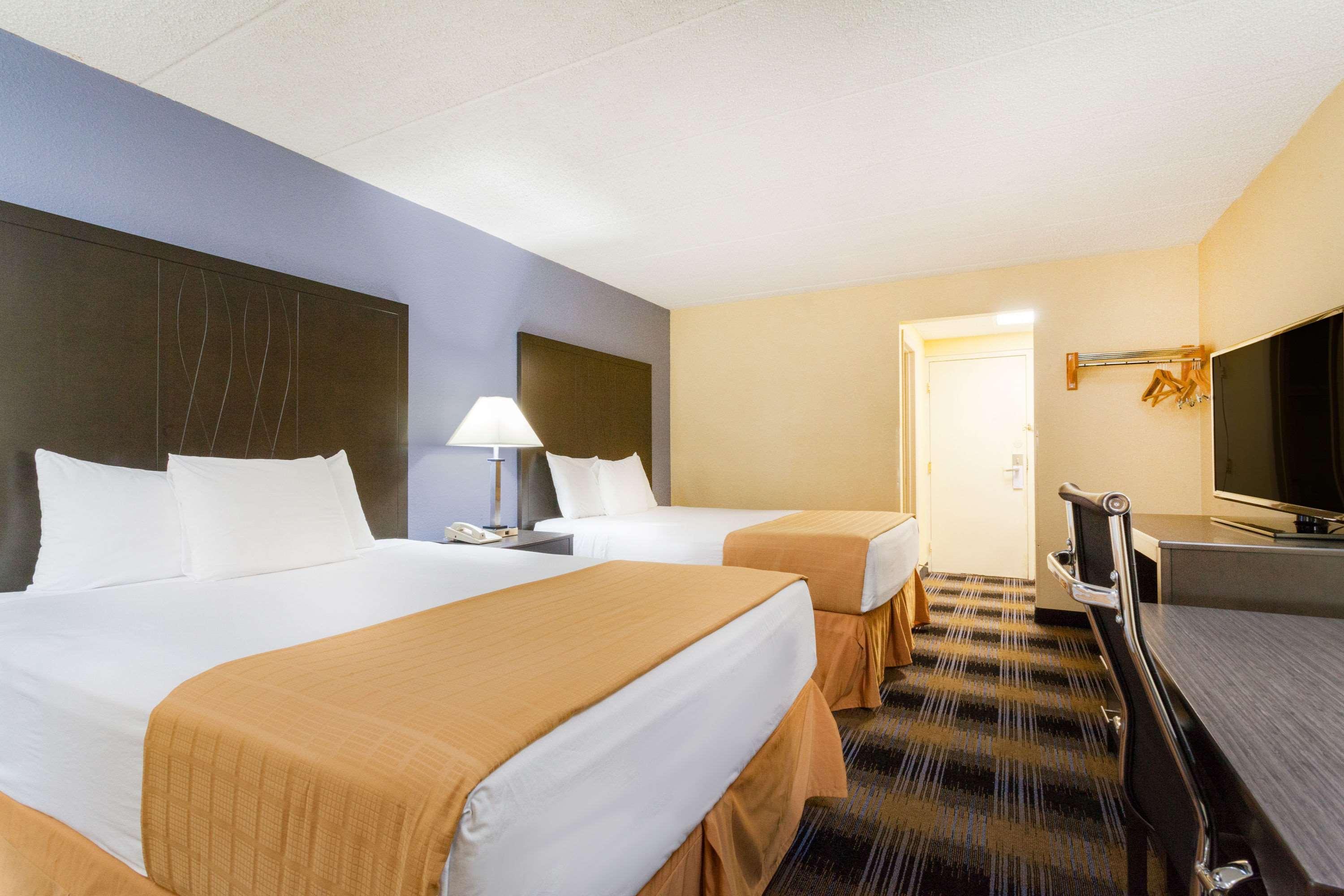 Days Inn By Wyndham Wilkes Barre Extérieur photo