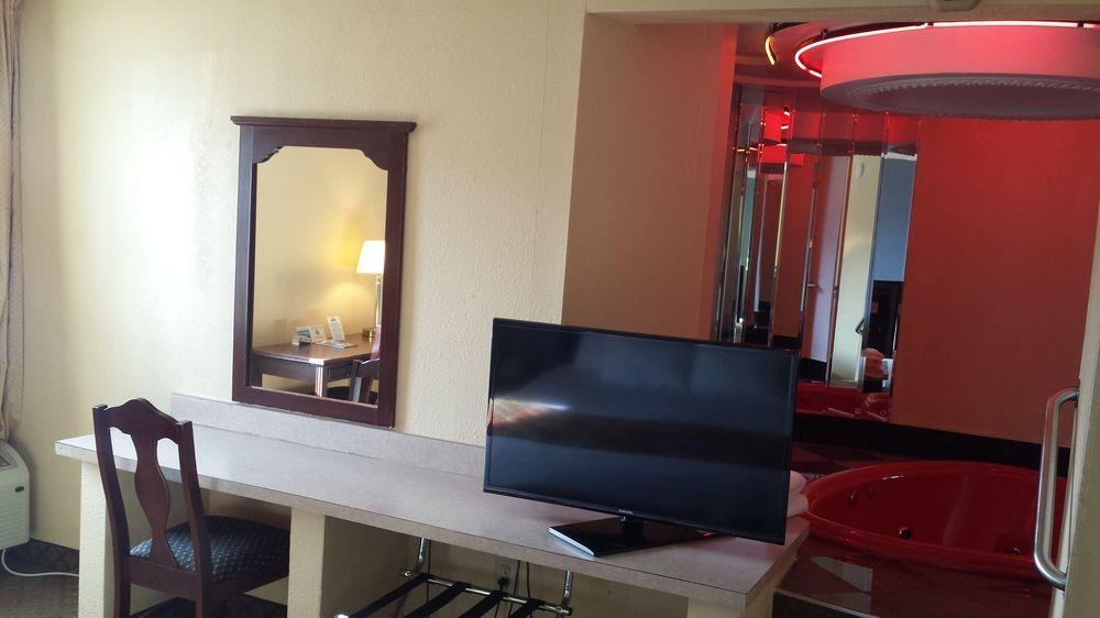 Days Inn By Wyndham Wilkes Barre Extérieur photo