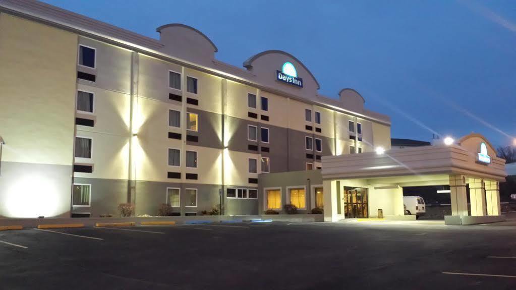 Days Inn By Wyndham Wilkes Barre Extérieur photo